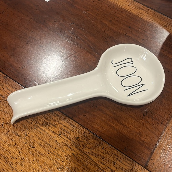Rae Dunn: Spoon In Large Letters Spoon Rest 10.5 Inch. - Picture 2 of 5
